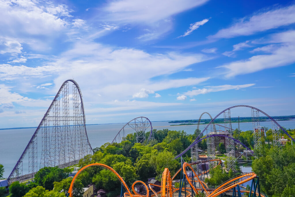 Top 5 Reasons to Stay at Homefield Inn Before Summer Ends - Cedar Point